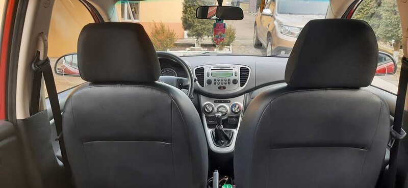 Hyundai i10